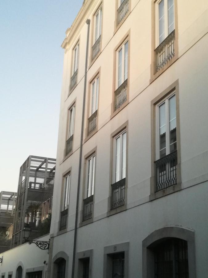 Elegant 3 Bedroom Flat With View In Principe Real Lisbon Exterior photo
